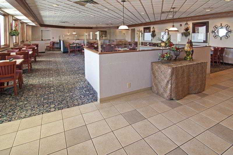 North Mankato Norwood Inn & Suites Mankato מסעדה תמונה
