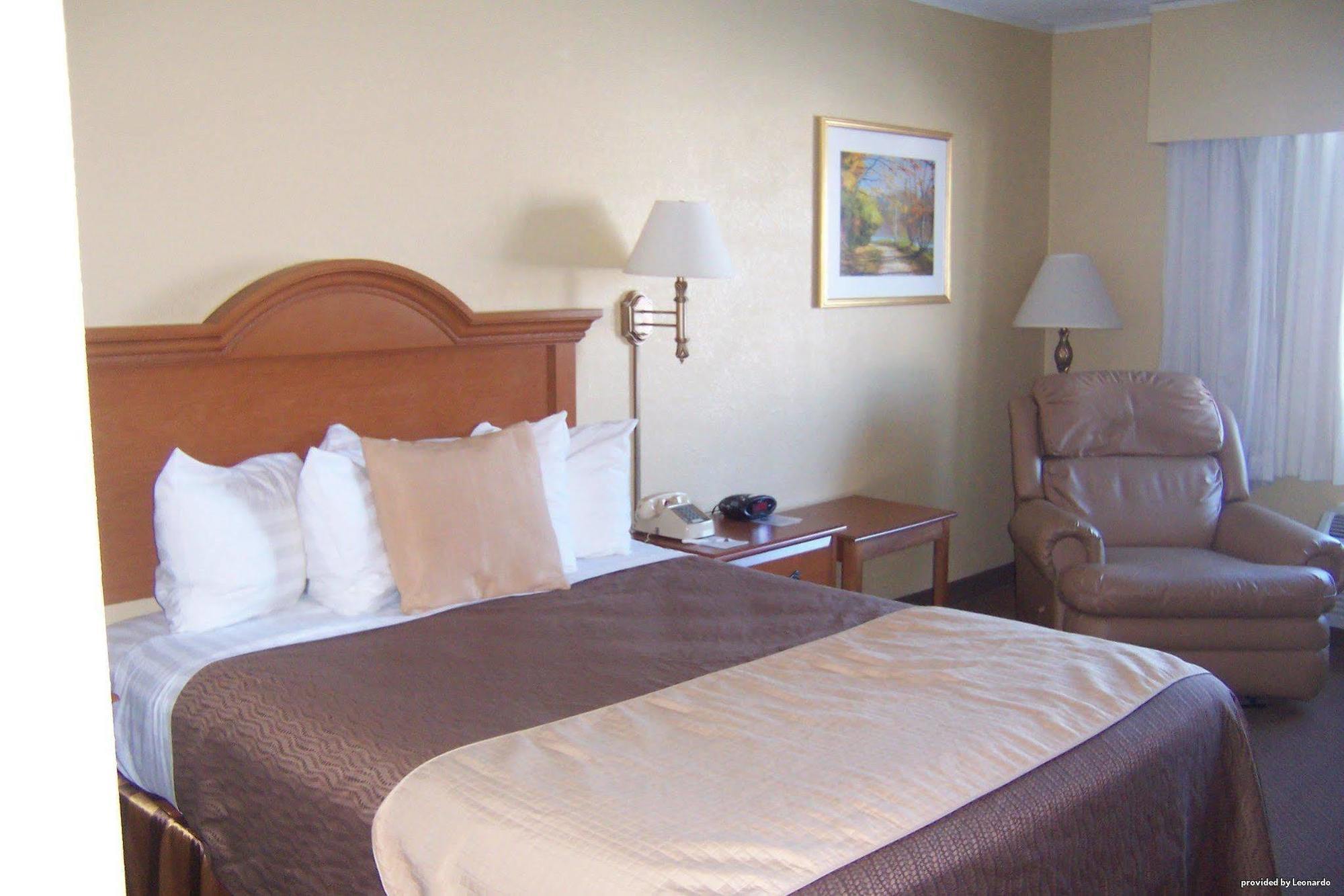 North Mankato Norwood Inn & Suites Mankato מראה חיצוני תמונה