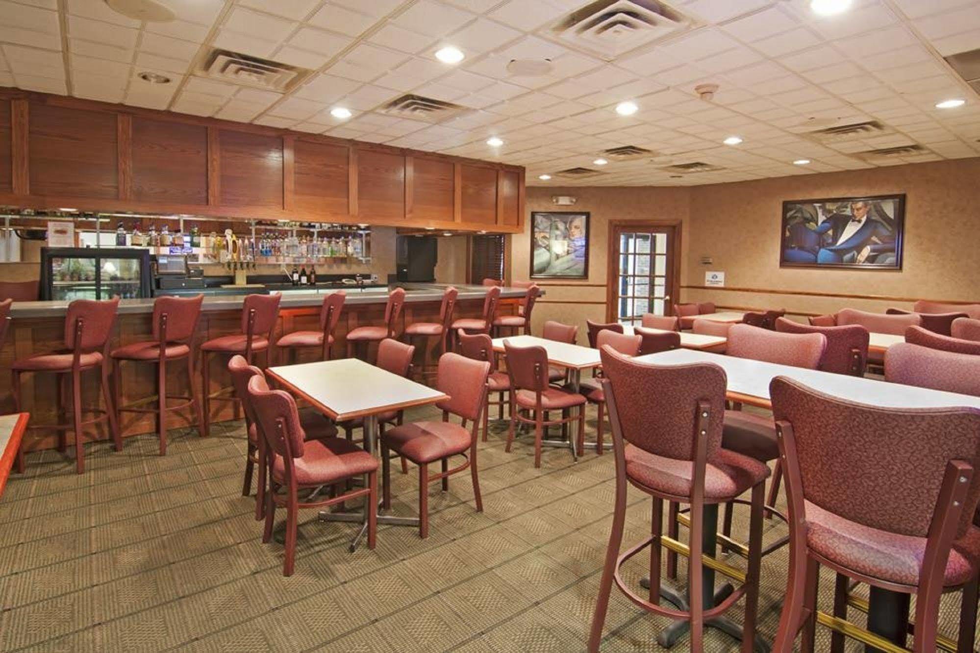 North Mankato Norwood Inn & Suites Mankato מראה חיצוני תמונה