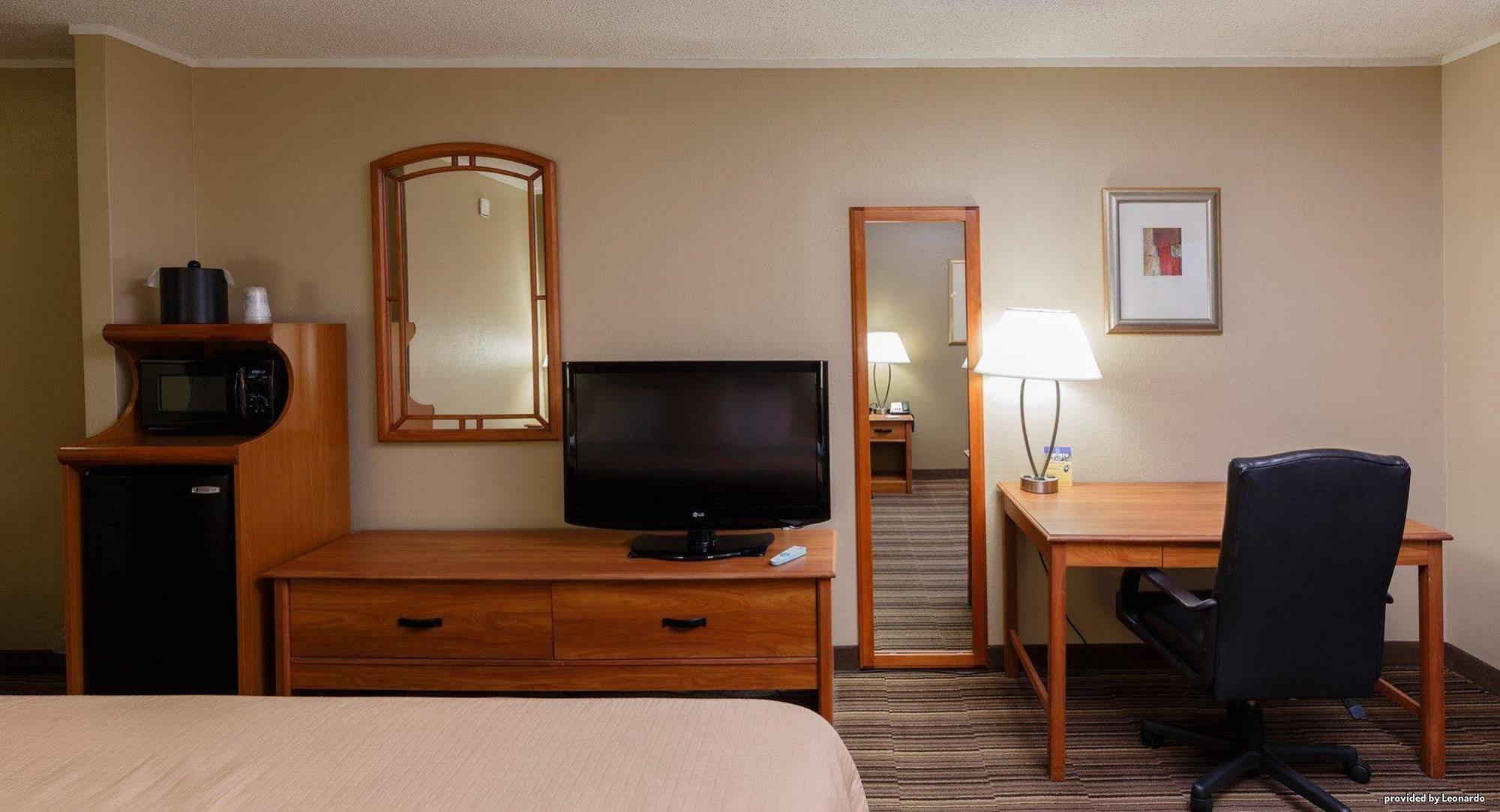 North Mankato Norwood Inn & Suites Mankato מראה חיצוני תמונה