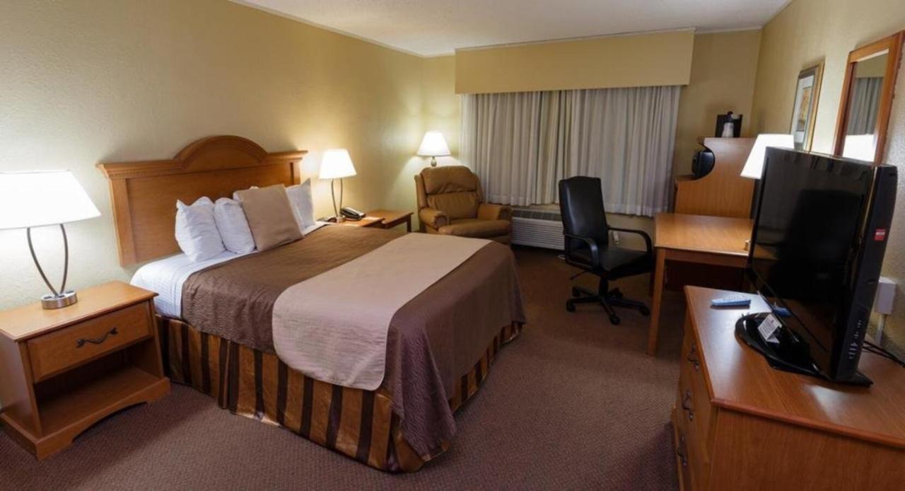 North Mankato Norwood Inn & Suites Mankato מראה חיצוני תמונה
